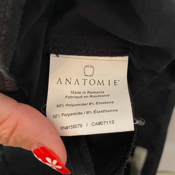 Anatomie Women's size Medium Black Jogger Pants Travel Cargo High Rise Stretch - Picture 10 of 10